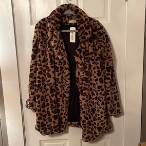 Impressions cheetah print faux fur coat L, NWT